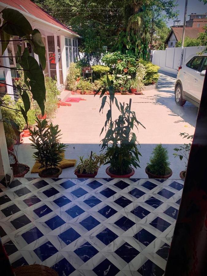 The Bhowmick'S Bungalow Tezpur Экстерьер фото